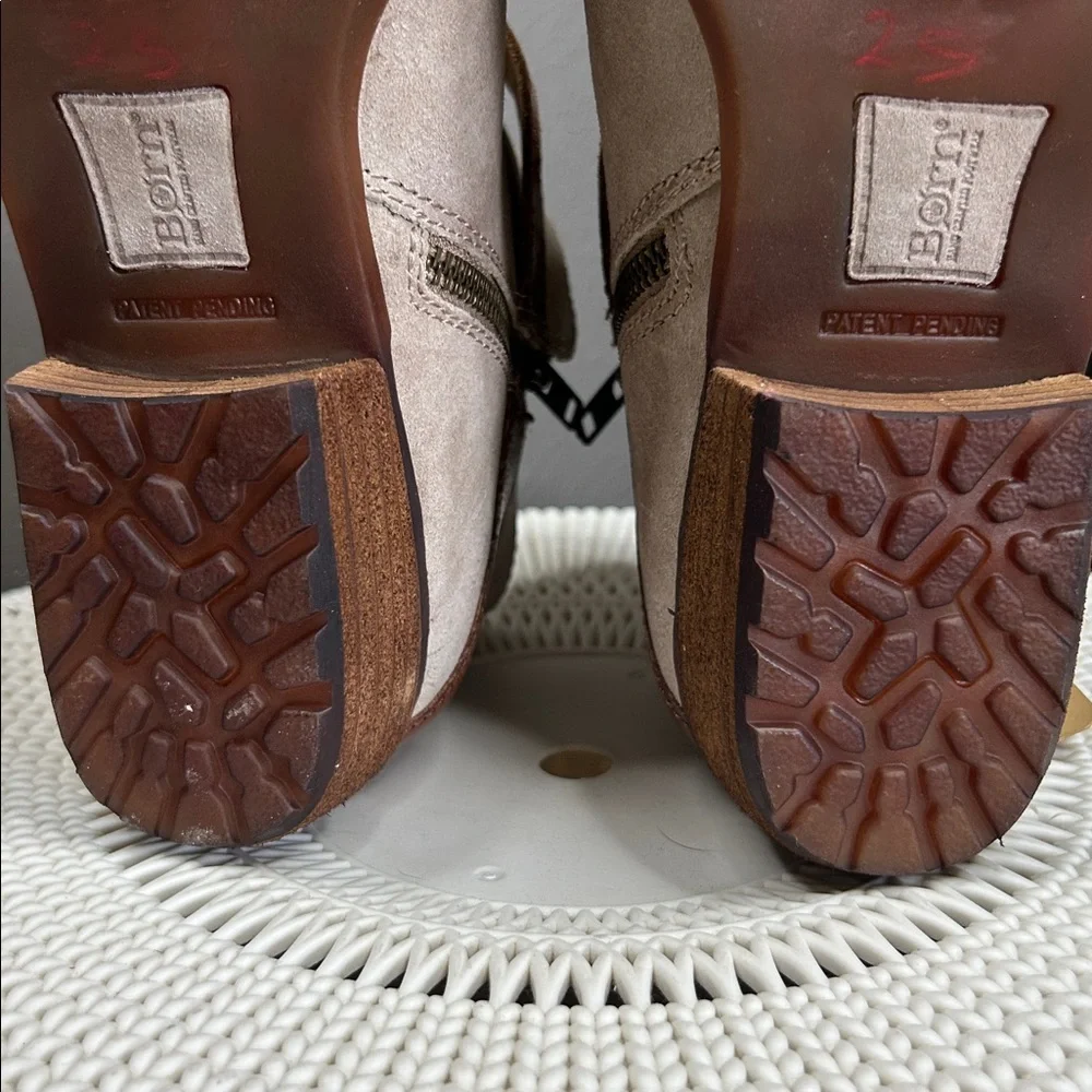 Born Katie Booties - Picture 10 of 10